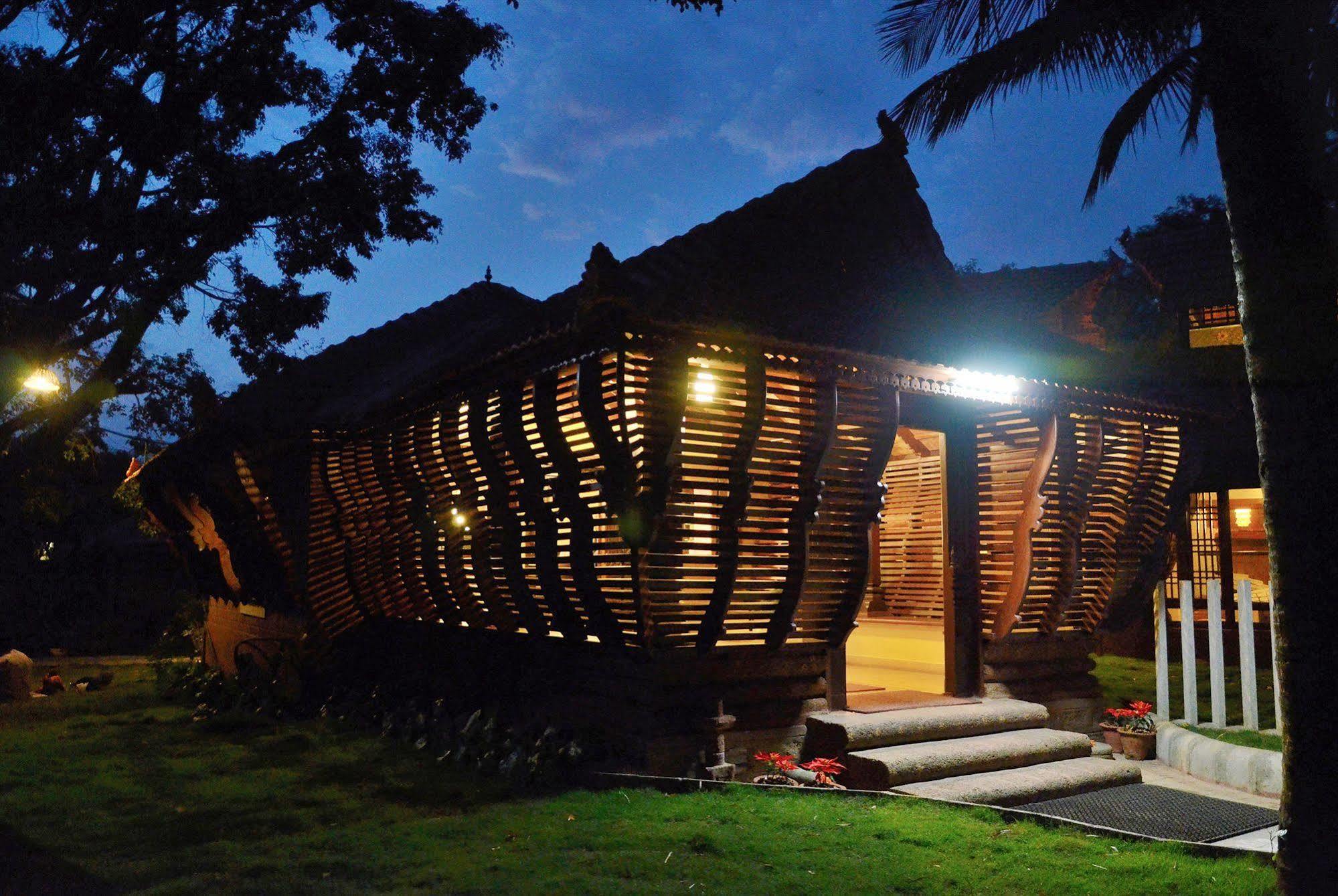Hoysala Village Resort Hassan Zewnętrze zdjęcie